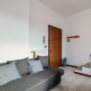Apartamento Piazza Roma By Quokka 360 - Historic Flat In The Centre Of, Como